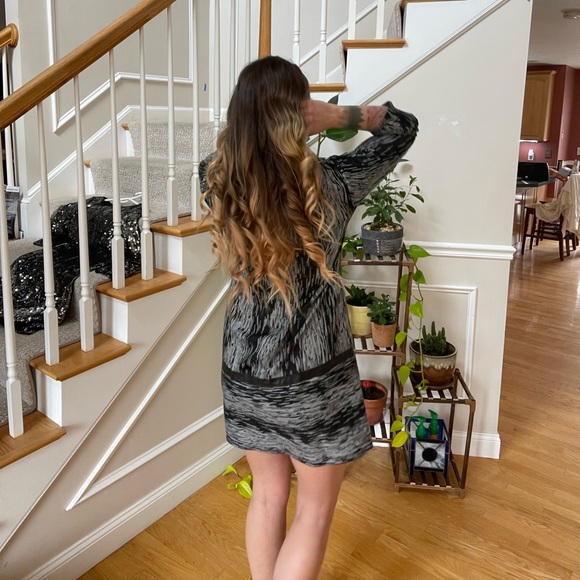 Maggy London Black Faux Leather Elbow Pads MIDI Dress - Picture 8 of 11